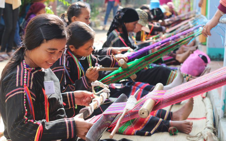 Doanh nhân Vi Thị Thuận và Doanh nghiệp Xã hội Thuận Hòa